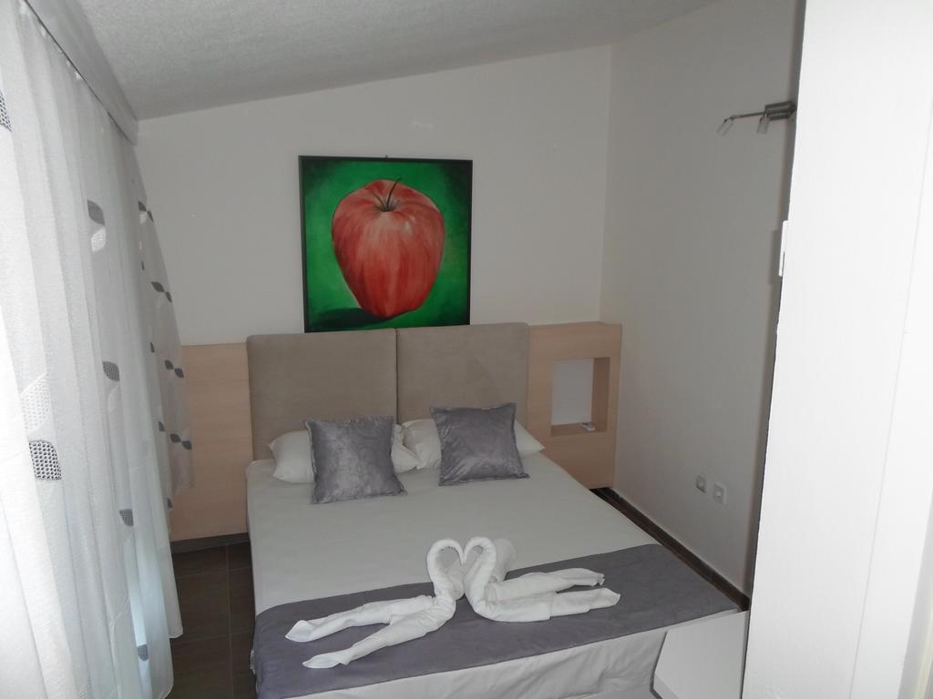 Apartments Fourroses Ulcinj Buitenkant foto