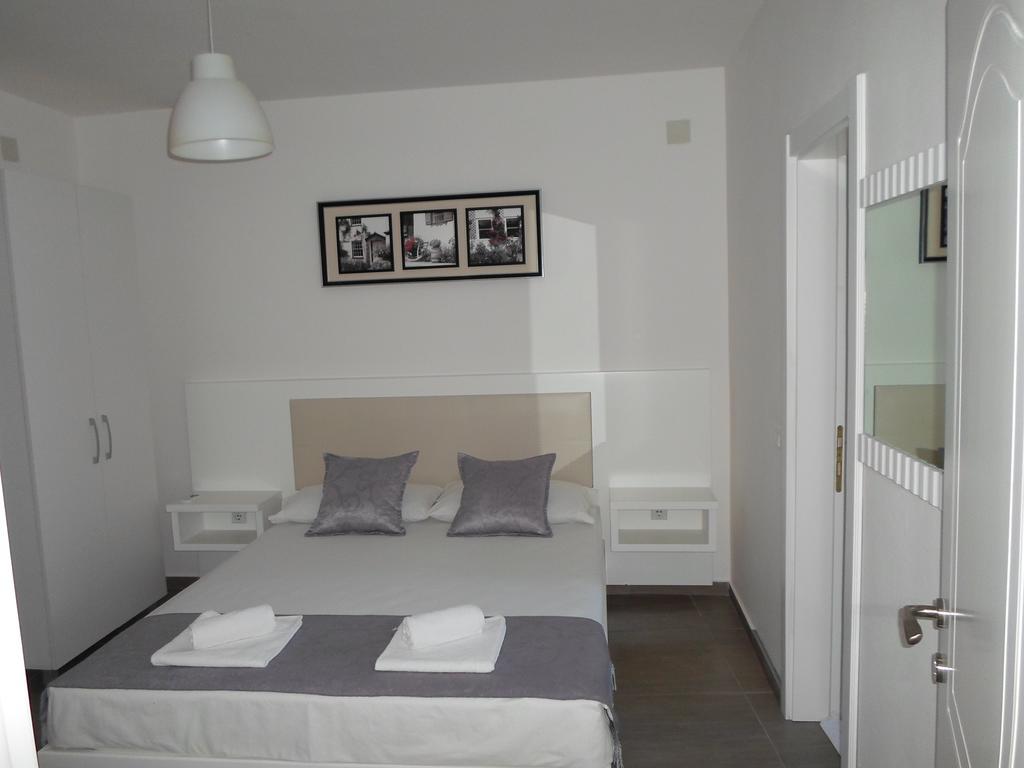 Apartments Fourroses Ulcinj Buitenkant foto